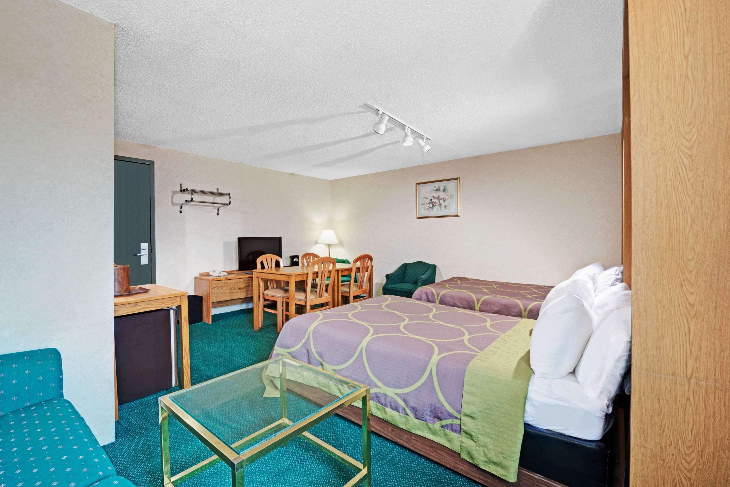 Super 8 By Wyndham Kenmore/Buffalo/Niagara Falls Area Eksteriør billede