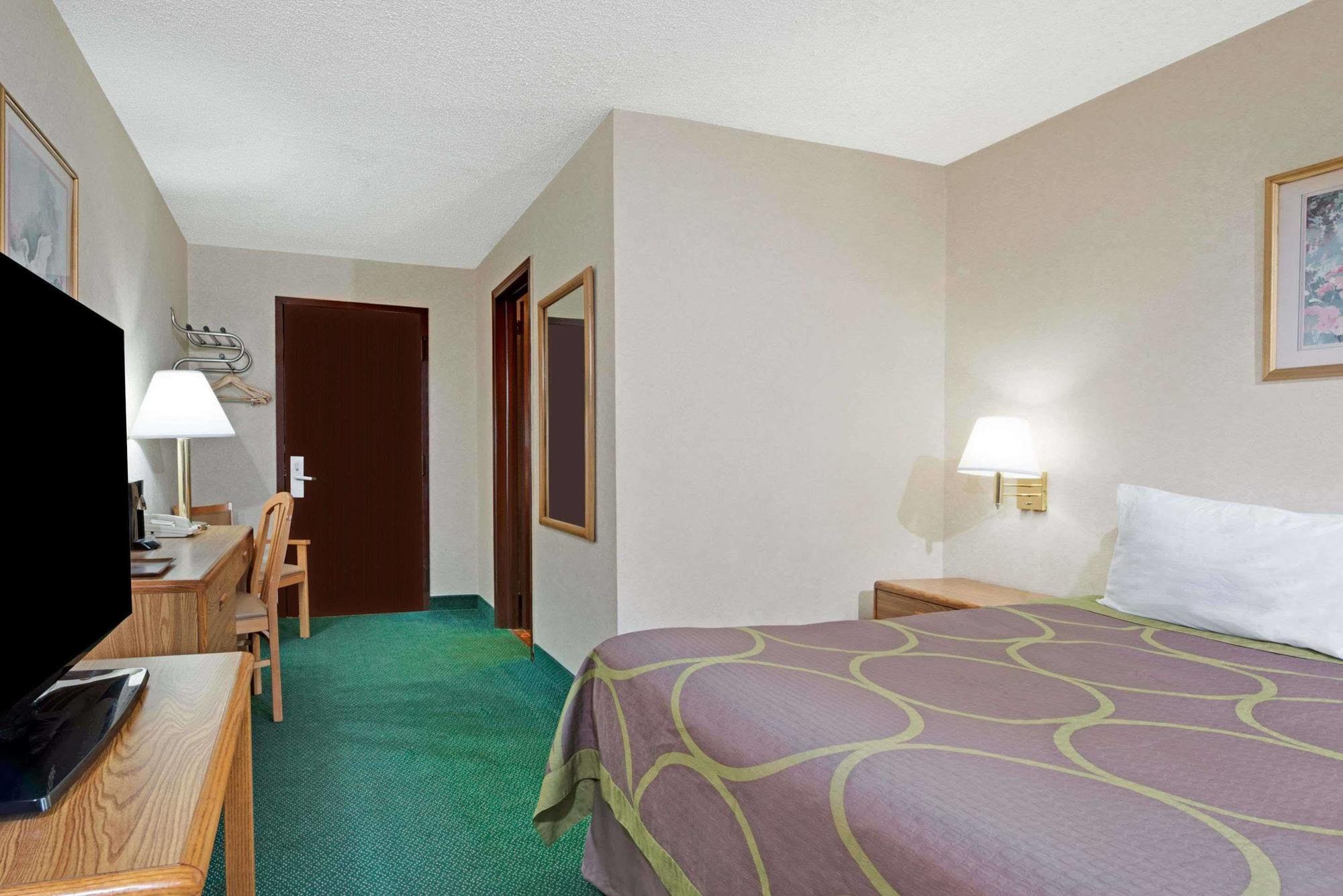 Super 8 By Wyndham Kenmore/Buffalo/Niagara Falls Area Eksteriør billede